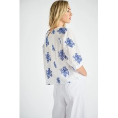 Marie Mero Shirt with embroidered flowers Marie Mero Shirt with embroidered flowers
