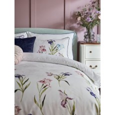 Laura Ashley Hawling Irises  Duvet Set Grape