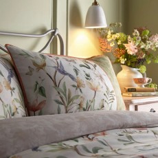 Ulster Weavers Appletree Heritage Fiorella Duvet Set Natural