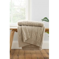 Bianca Cable Knit Throw  150 X 200