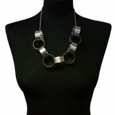 Jess & Lou Chunky Statement Silver Linked Loop Necklace