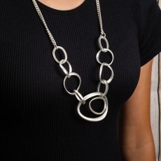 Jess & Lou Large Loop Statement Necklace