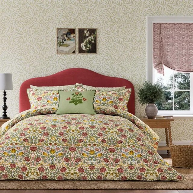 Morris & Co Rose Green & Rose Bed Set