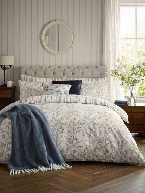 Laura Ashley Fennelton  Duvet Set Natural