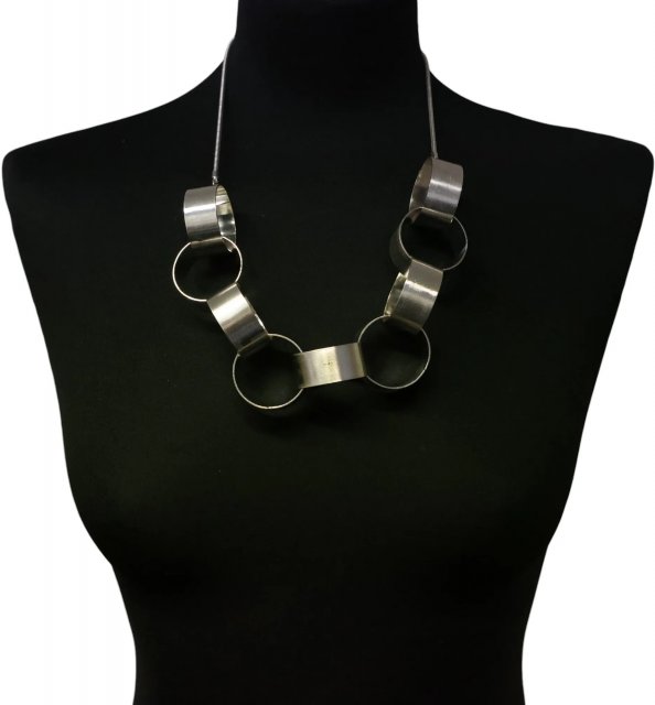 Jess & Lou Chunky Statement Silver Linked Loop Necklace