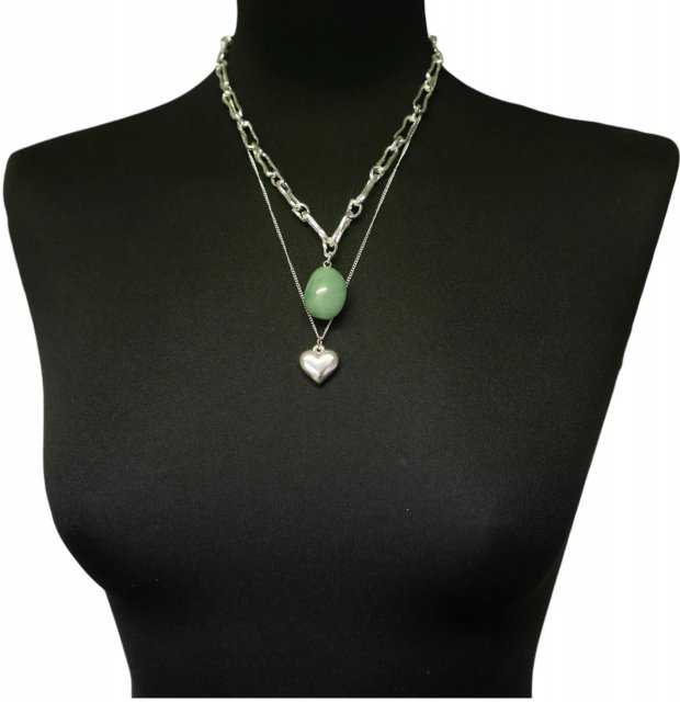 Jess & Lou Elegant Layered Necklace In Silver With Emerald Stone Pendant